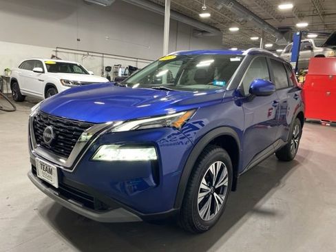 Certified 2023 Nissan Rogue SV w/ SV Premium Package image 3