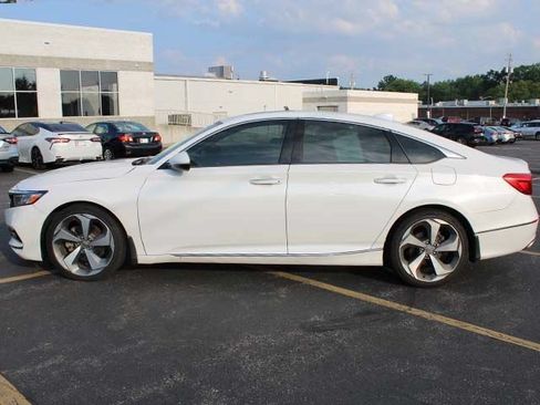 Used 2019 Honda Accord Touring image 7