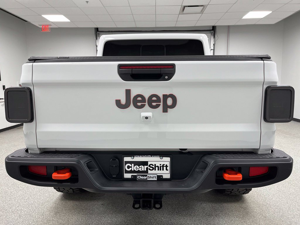 Used 2023 Jeep Gladiator Mojave w/ Cold Weather Group AWD/4WD image 9