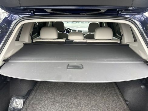 Used 2022 Volkswagen Tiguan SE image 29