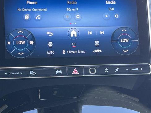 Certified 2025 Mercedes-Benz GLC 300 image 28