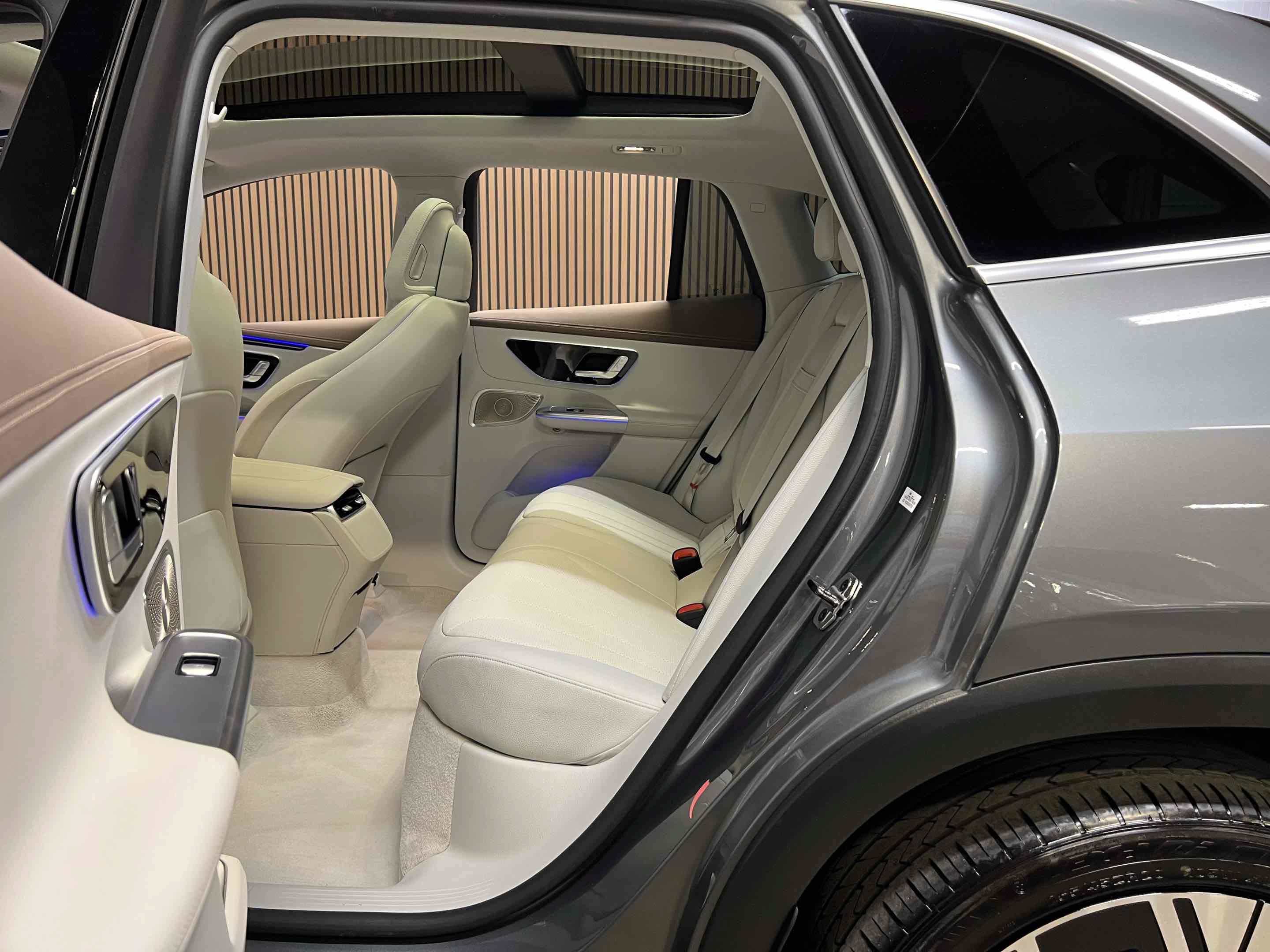 Used 2023 Mercedes-Benz EQE 350+ SUV w/ Exclusive Trim Package image 37