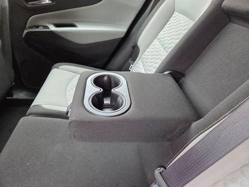 Used 2018 Chevrolet Equinox LS FWD image 36