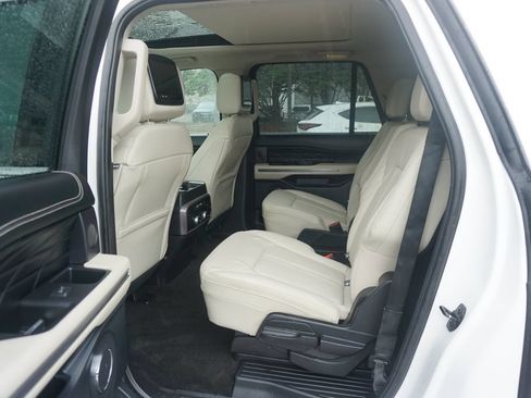 Used 2021 Ford Expedition Max Platinum AWD/4WD image 15