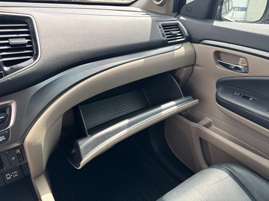 Used 2019 Honda Pilot EX image 25