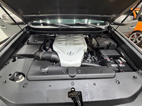 Used 2014 Lexus GX 460 w/ Premium Package AWD/4WD image 62