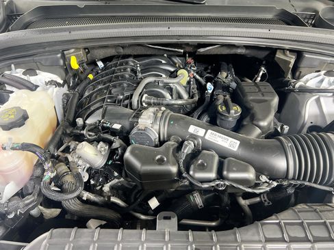 Used 2023 Jeep Grand Cherokee Altitude image 29