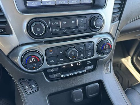 Used 2019 Chevrolet Tahoe LT AWD/4WD image 32