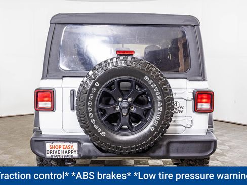 Used 2021 Jeep Wrangler Willys w/ LED Headlamp & Fog Lamp Group image 19