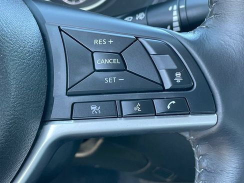 Certified 2021 Nissan Sentra SV FWD image 17