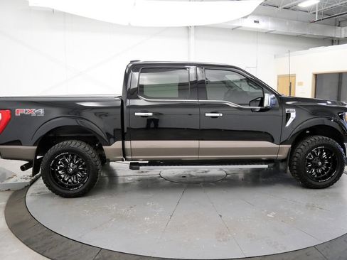 Used 2021 Ford F150 Lariat w/ Max Trailer Tow Package AWD/4WD image 8