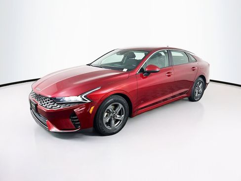 Used 2023 Kia K5 LXS image 3