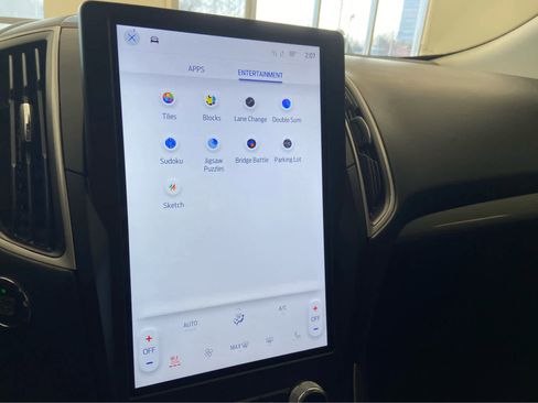 Used 2024 Ford Edge SEL w/ Convenience Package image 28