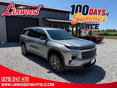Used 2026 Chevrolet Traverse LT