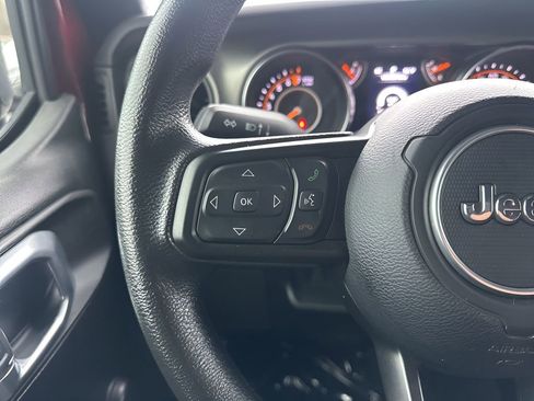 Used 2021 Jeep Wrangler Sport image 13