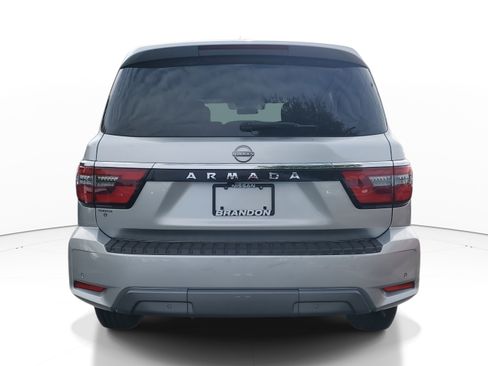 Used 2021 Nissan Armada SV image 6
