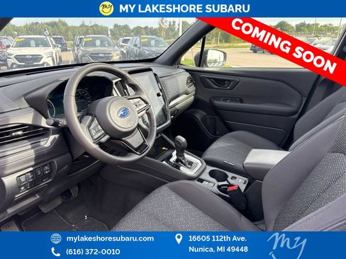 Used 2025 Subaru Forester Premium AWD/4WD image 11