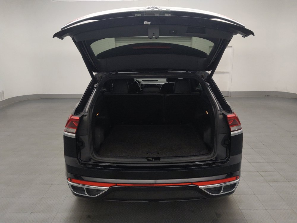 Used 2021 Volkswagen Atlas Cross Sport SE w/ Panoramic Sunroof Package FWD image 29
