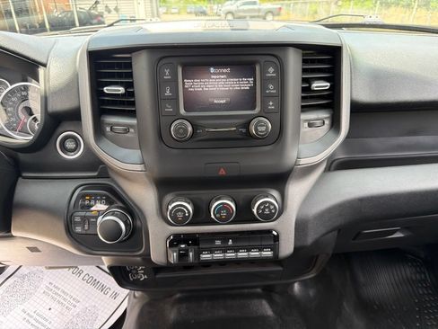Used 2024 RAM 2500 Tradesman w/ Chrome Appearance Group AWD/4WD image 29