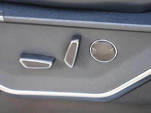 Used 2023 Ford F150 Raptor w/ Blue Interior Package image 37