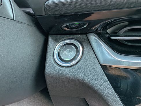 Used 2025 Buick Envista Avenir FWD image 31