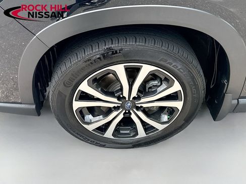 Used 2023 Subaru Forester Limited AWD/4WD image 28