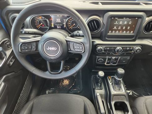 Used 2023 Jeep Wrangler Unlimited Sport AWD/4WD image 28