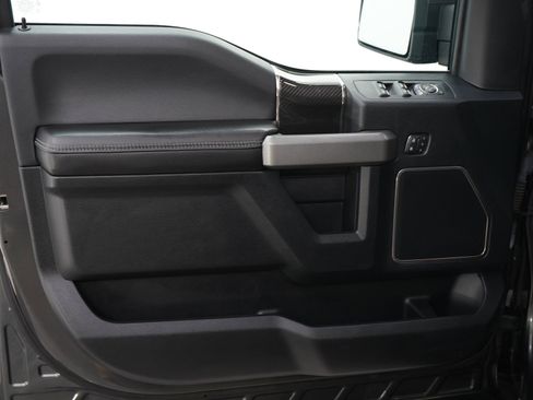 Used 2019 Ford F150 Raptor w/ Equipment Group 802A Luxury AWD/4WD image 22