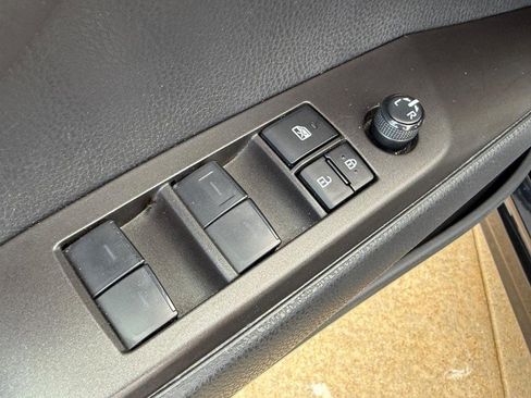 Certified 2023 Toyota Camry SE image 15