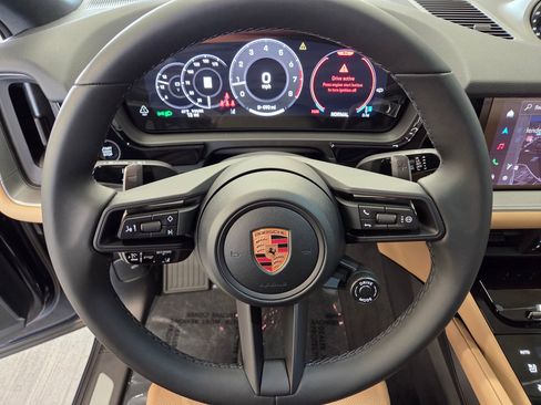 New 2026 Porsche Cayenne Coupe AWD/4WD image 16