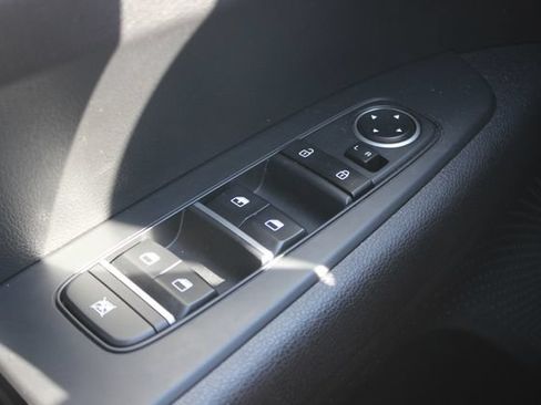 Used 2023 Kia Forte LXS FWD image 18