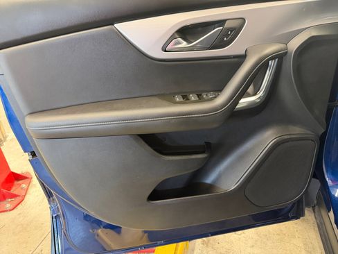 Used 2023 Chevrolet Blazer LT w/ Midnight/Sport Edition FWD image 26