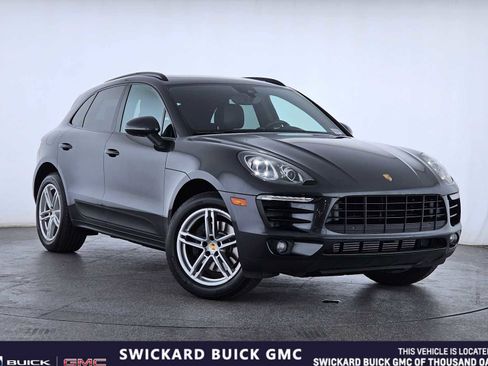 Used 2017 Porsche Macan image 1