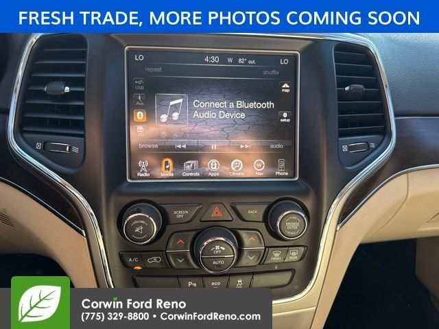 Used 2014 Jeep Grand Cherokee Limited w/ Luxury Group II AWD/4WD image 15