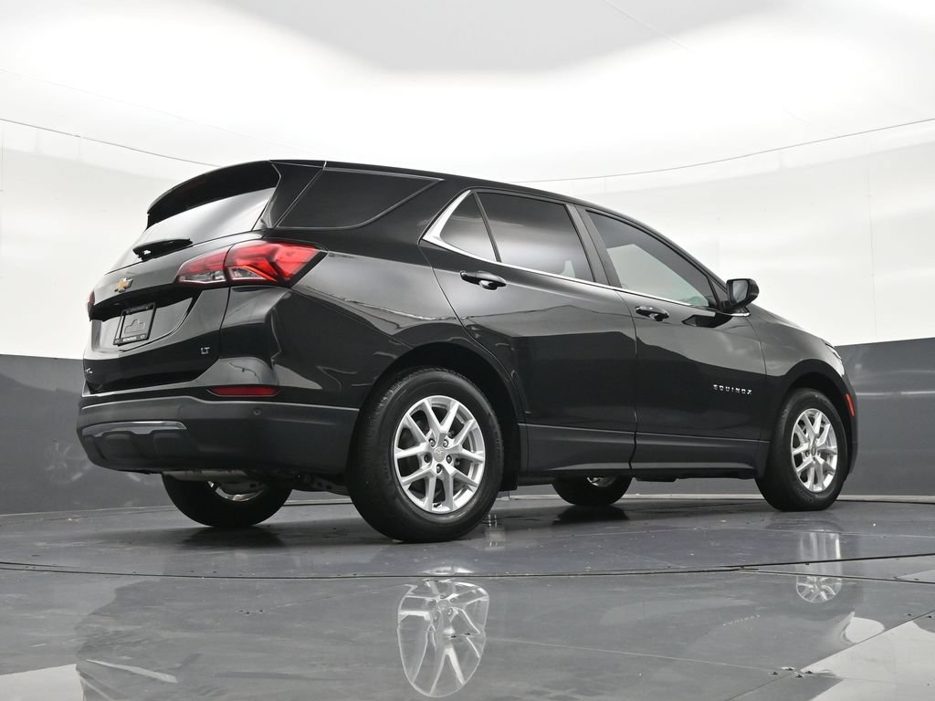 Used 2023 Chevrolet Equinox LT FWD image 32