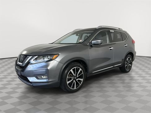 Used 2017 Nissan Rogue SL w/ SL Premium Package image 3