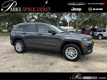 New 2026 Jeep Grand Cherokee Laredo w/ Trailer Tow Package