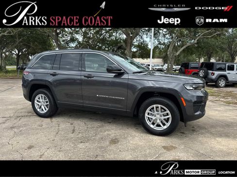 New 2026 Jeep Grand Cherokee Laredo w/ Trailer Tow Package AWD/4WD image 1