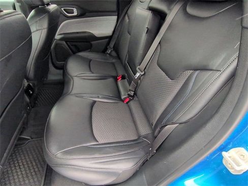 Used 2024 Jeep Compass Latitude w/ Convenience Group image 21