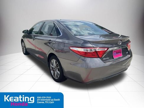 Used 2015 Toyota Camry SE FWD image 8