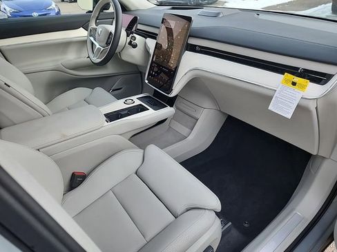 New 2025 Volvo EX90 Ultra image 14