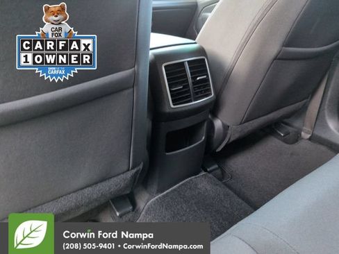 Used 2025 Kia Sportage LX AWD/4WD image 27