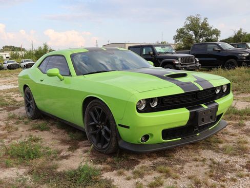 Used 2023 Dodge Challenger R/T w/ Plus Package RWD image 12