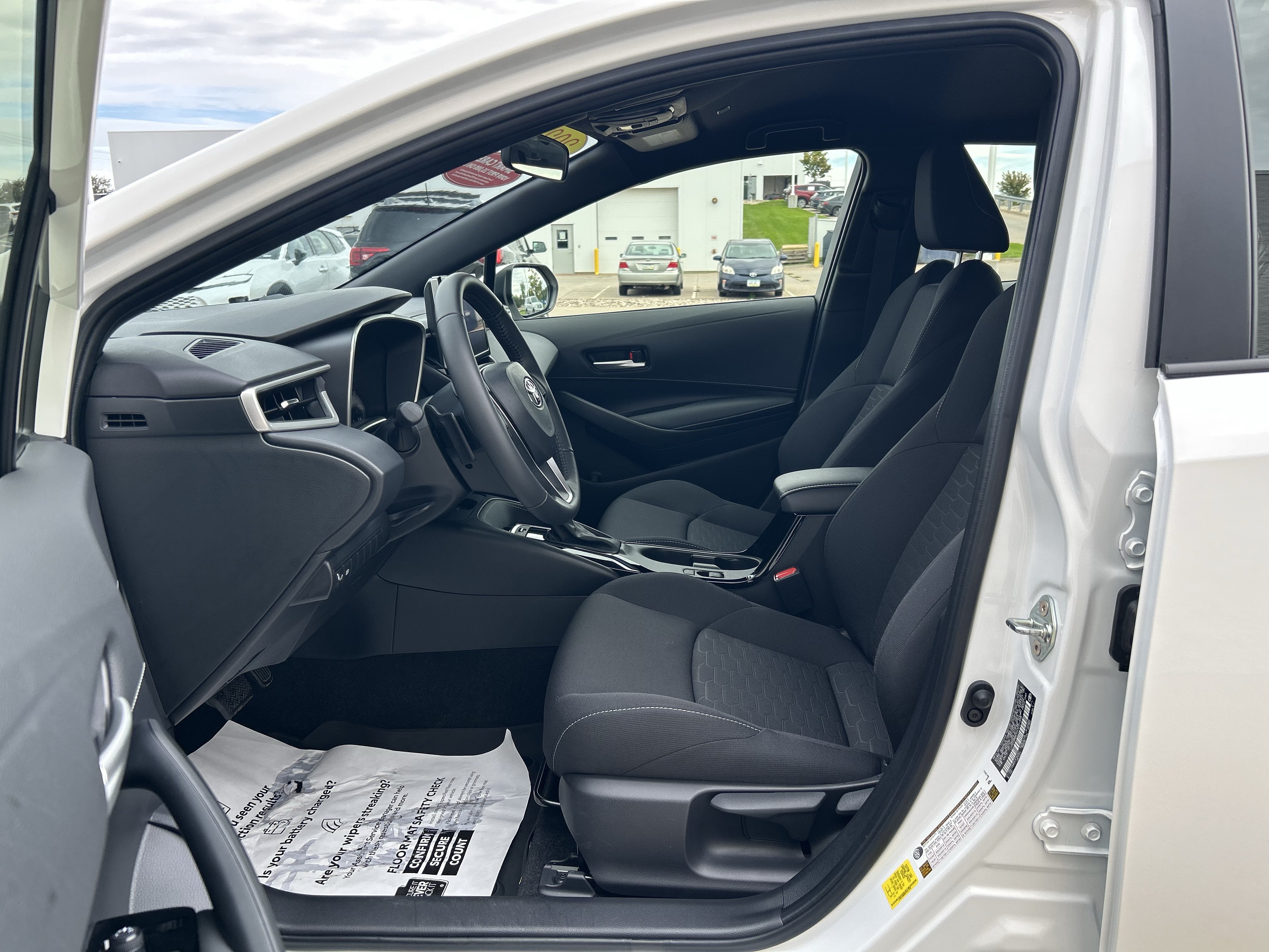 Certified 2024 Toyota Corolla SE w/ SE Package FWD image 12