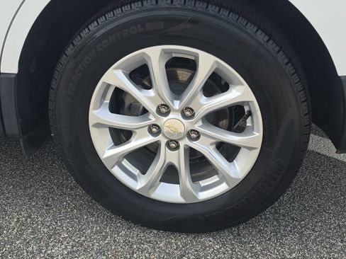 Used 2020 Chevrolet Equinox LT FWD image 10