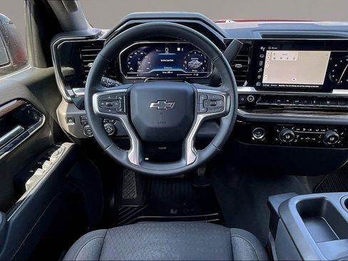 Used 2023 Chevrolet Silverado 1500 RST image 9