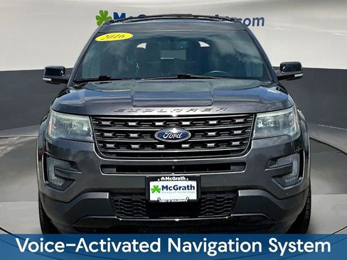 Used 2016 Ford Explorer Sport w/ Equipment Group 401A AWD/4WD image 2