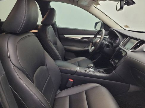 Used 2019 INFINITI QX50 Luxe w/ Navigation Package AWD/4WD image 21