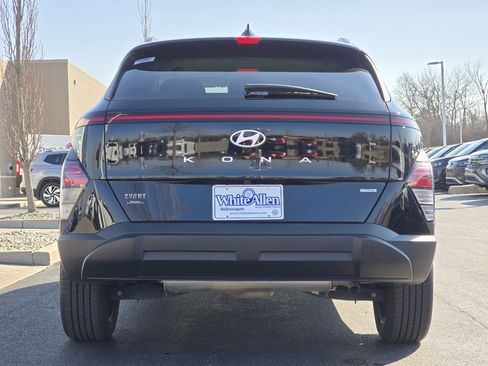 Used 2024 Hyundai Kona SEL image 20