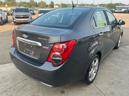 Used 2012 Chevrolet Sonic LTZ FWD image 5